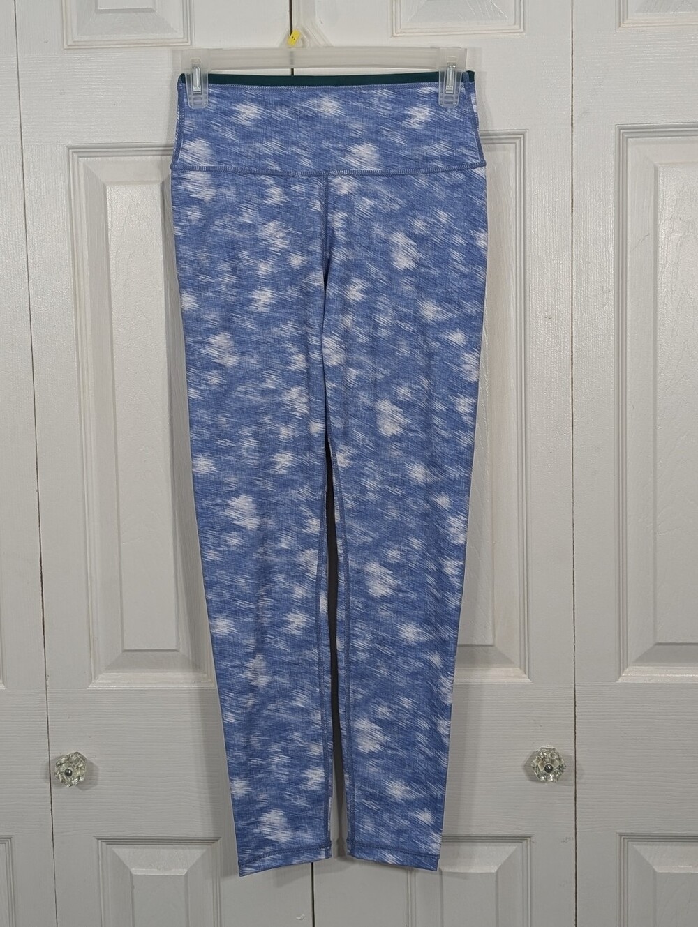 Allfenix: Leggings - Size Medium